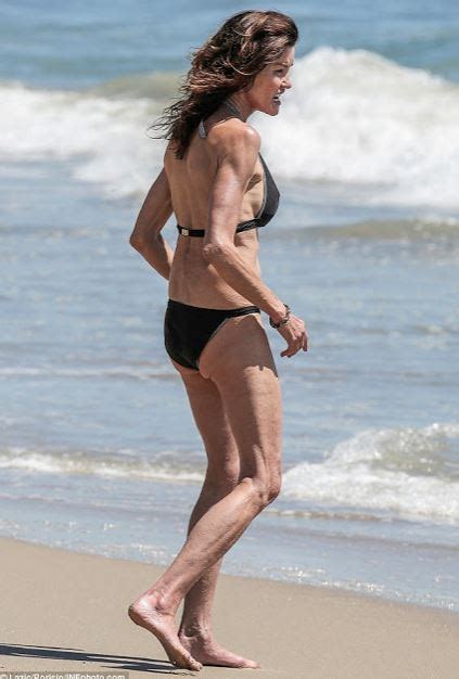 Hot Or Not Former Super Model Janice Dickinson Flaunts Her 60 Year Old Body Photos