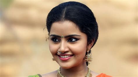 Cute Anupama Parameswaran Wallpaper 12470 Baltana