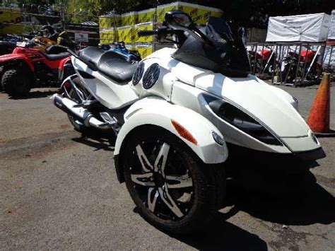 It's hard to argue against that as it does let you focus on many other aspects of riding. 2010 Can-Am Spyder RS-S SE5 Semi-Automatic 3-Wheel ...