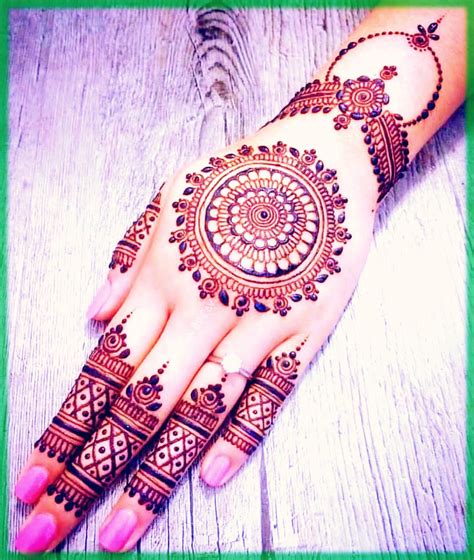 Lovely Floral Mehndi Designs 2021 With Pictures Latest Collection