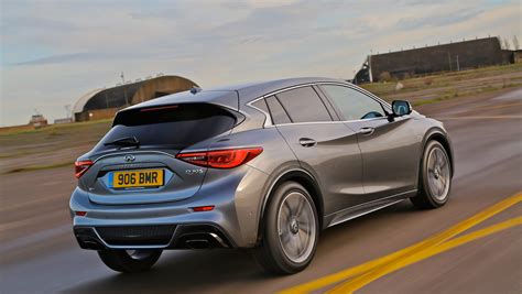 Infiniti Q30 22 Diesel 2016 Review Pictures Auto Express