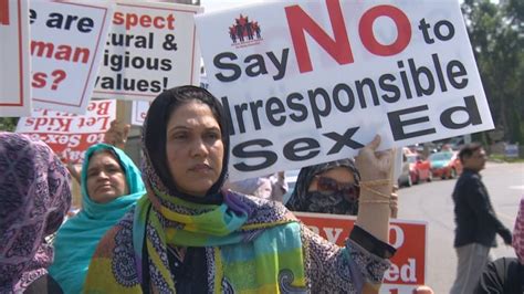 Sex Ed Protest Leaves Toronto School Nearly Half Empty Cbc News