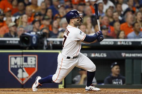 José Altuve Agranda Su Leyenda En Astros De Houston