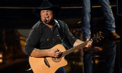 Garth Brooks Announces Two ‘one Man Show Concerts In Las Vegas