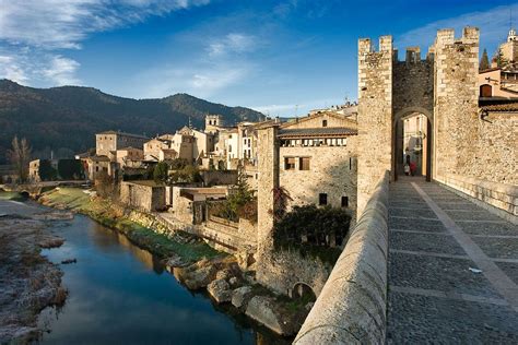 15 Pretty Towns And Villages In The Pyrenees Girona Spain Places