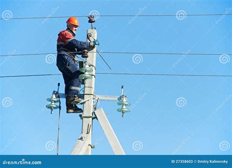 Power Electrician Lineman At Work On Pole Stock Image Image Of Crew