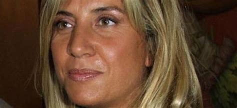 Myrta merlino arcuri pomeriggio programma domenica play4movie sfida presto urso venier alla figli privata professionale vita tra. Strauss-Kahn, Myrta Merlino puntualizza: solo avances - Il ...