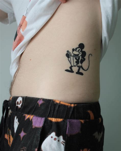Las 39 Mejores Ideas De Tatuajes De Mickey Mouse Best Mystic Zone
