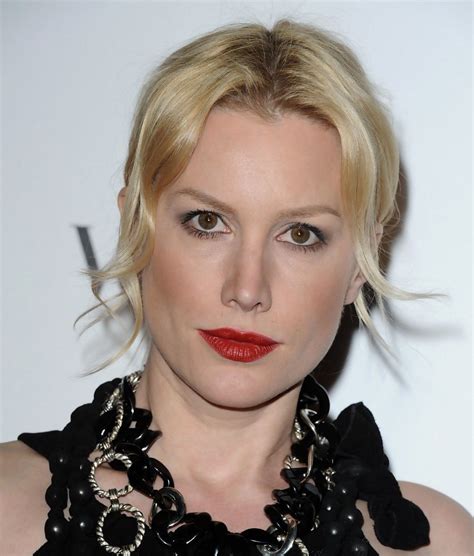 Evans, the daughter of educators and the granddaughter of a coal miner, was born in summit, new jersey, to british parents. Alice Evans Red Lipstick - Alice Evans Beauty Looks ...