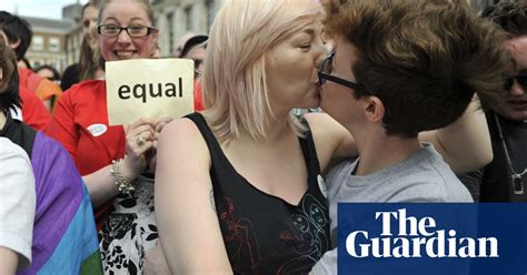 ireland says yes to same sex marriage in pictures world news the guardian