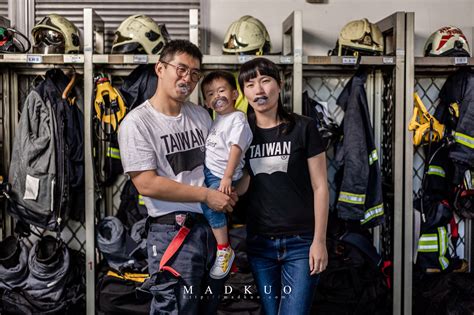 請選擇 基隆市 臺北市 新北市 桃園市 新竹市 新竹縣 苗栗縣 臺中市 彰化縣 南投縣 雲林縣 嘉義市 嘉義縣 臺南市 高雄市 屏東縣 臺東縣 花蓮縣 宜蘭縣 澎湖縣. 新北市政府消防局-福營分隊2020-2021消防親子月曆 - 台北婚攝-Mad 默德-攝影工作室|婚禮攝影|婚攝推薦