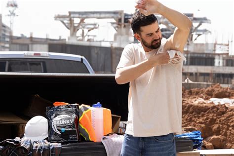 10 Reasons Why You Need Skunky Bathing Wipes