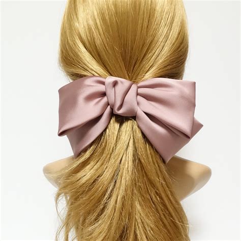 20 Big Hair Clip Hairstyles Fashionblog