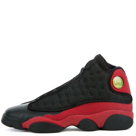 He would later wear that colorway during the 1998 nba playoffs, rotating them with the black/red colorway. Air Jordan 13 Retro BLACK/TRUE RED-WHITE