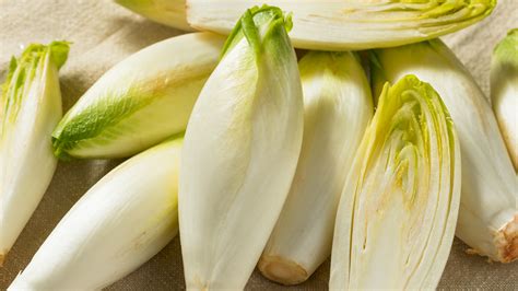 What Is Endive And What Does It Taste Like Endives