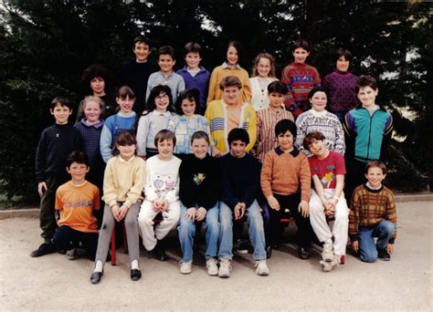 Photo De Classe Cm2 De 1992 Ecole Primaire Copains Davant