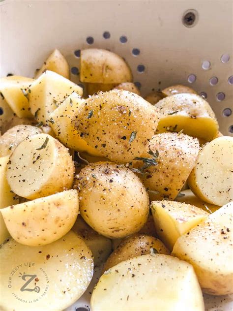 The convection oven is a manufactured element that keeps roasted chicken breast meat juicy while the skin crisps perfectly, and pastries pillowy with a slight crunch on the outer layer. Oven Roasted Potatoes {Crispy & Tender!} - Our Zesty Life