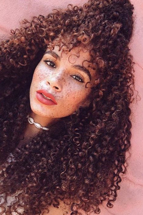 Apr 06, 2021 · cool men's curly hairstyles to try. Proof That Curly Hair Girls Can Wear Bangs Too - Southern ...