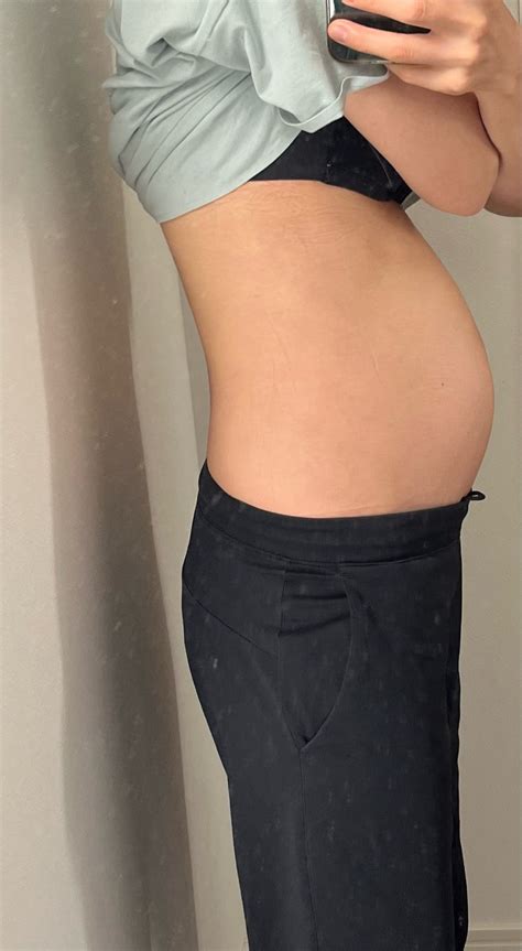 妊娠5ヶ月（妊娠18週0日）のお腹の大きさ 34歳（2021年）初めてのベビ、36歳（2023年）第二子出産