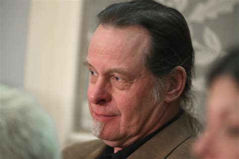 Life With Hiv Nra Board Member Ted Nugent Says To Shoot Lefties Us