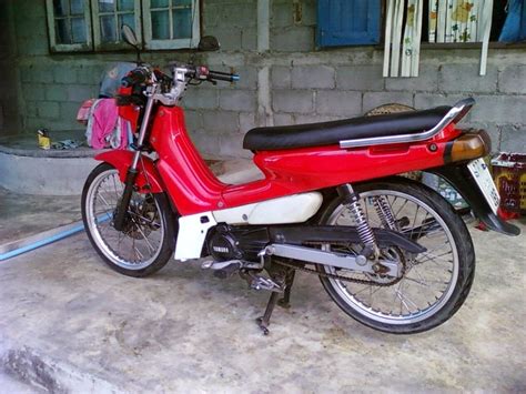 Hal itu pun terjadi oleh ari supriyanto yang kembali menambah koleksian dengan yamaha alfa 1989 di garasi rumah. Dunia Modifikasi: Modifikasi Motor 2 Tak Yamaha Alfa Keren ...