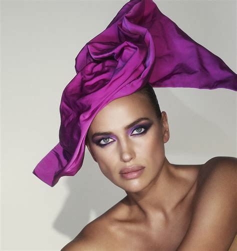 Irina Shayk Stars In New Marc Jacobs Beauty Campaign Daily Mail Online