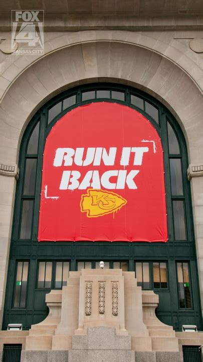 ‘Run It Back’: Download Chiefs pictures for your phone background and