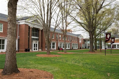 Elon University / Today at Elon / Dwight C. Schar Hall and Steers Pavilion become Elon's newest 