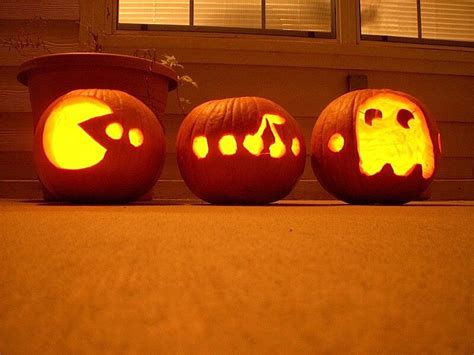 Pac Man Pumpkin Carving Halloween Pumpkins Carvings Designs
