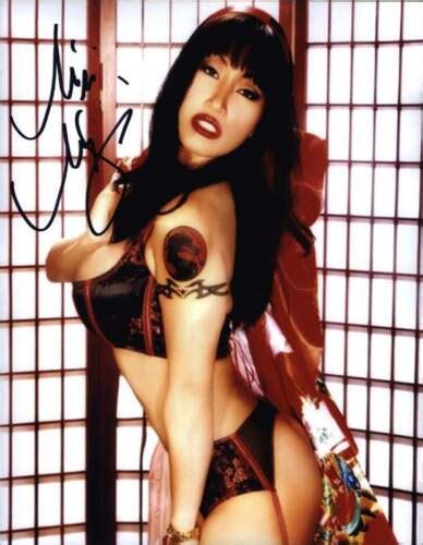 Mimi Miyagi Signed Model X Photo PROOF CERTIFICATE A EBay