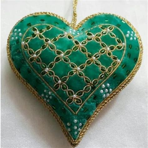 Green Embroidered Handicraft Heart Shaped Wall Hanging At Rs 2800piece