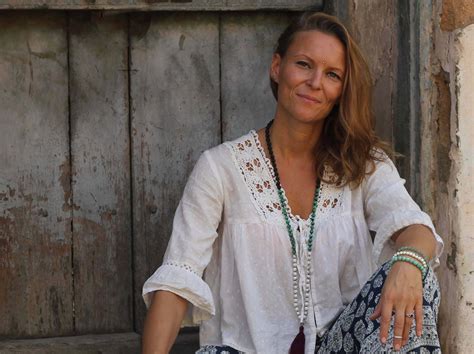 Ayurvedisk Yogamassage I Karlskoga Med Mia Monica Hauge