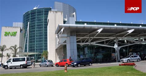 The station was built to serve lisbon airport. ANA Aeroportos de Portugal: Quinto aumento de taxas em ...