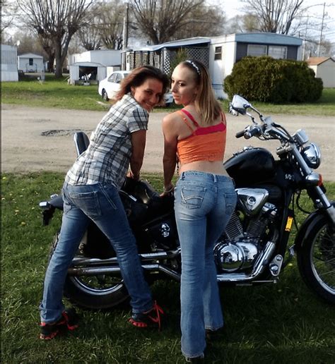 Motherdaughter Bonding At The Trailer Park Rtrashy