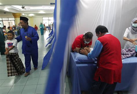 Overwhelming Response Leads Shah Alam Hospital To Hold Mass