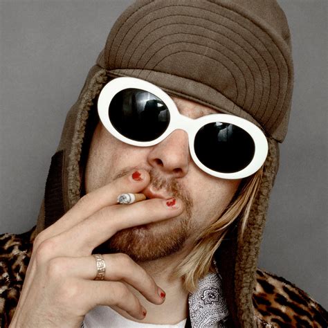 Grunge Revival Embracing Kurt Cobain S Aesthetic