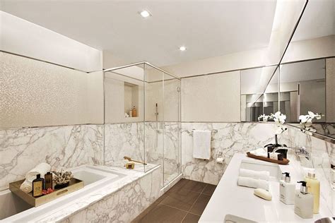Because you're leasing an apartment doesn't mean you can't tidy up your bathroom or discover approaches to make a small apartment bathroom look greater. Luxurious Apartment Building in NYC Marries Industrial ...