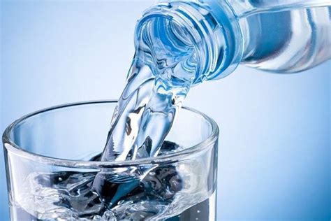 Why Is Drinking Cold Water Bad For You आपकी सेहत के लिए हानिकारक है
