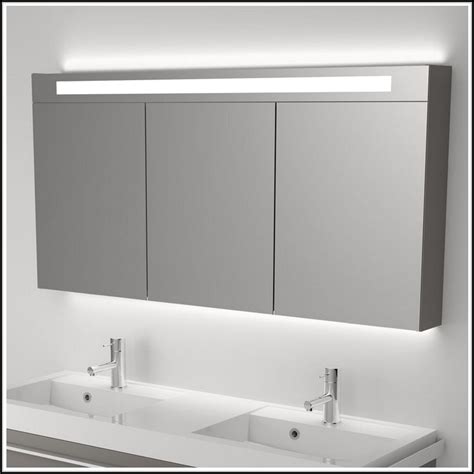Badspiegel Mit Led Beleuchtung Und Radio - Beleuchthung : House und Dekor Galerie #JLw8GVEkEQ