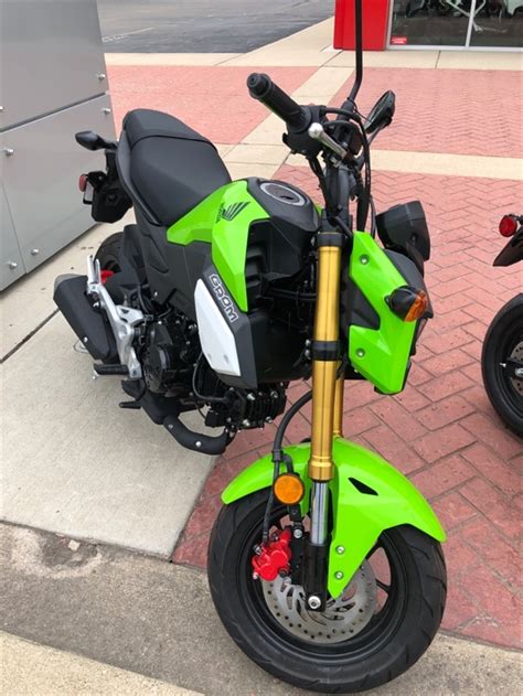 If you followed the blog or followed me on facebook, instagram or twitter etc, we posted what is the difference between the 2021 and 2020 honda grom / msx125? 2020 Honda Grom Base | Genthe Honda Powersports