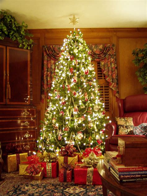 Beautiful Christmas Tree Decorations Xmaspin