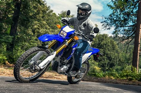 In '08, it was, as mentioned, way ahead of its time compared to other similarly styled motorcycles. YAMAHA WR250R 2017 2018 2019 2020 Dual Sport Service ...