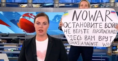 they re lying to you anti war protester interrupts russian state tv broadcast