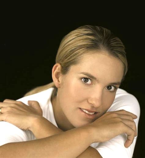 Justine Henin Is Coming Back Its Official