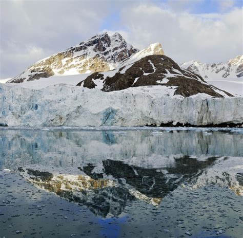 „wilde Wasser Naturspektakel Gletscher Eis Und Wasserfälle