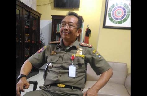Dengan adanya pelayanan online pp dan pkb ini kan tidak ada biaya transportasi yang dikeluarkan dan tidak banyak waktu yang terbuang, ujar ida. Satpol PP Kota Malang Buka Rekrutmen Banpol PP | Bangsa ...