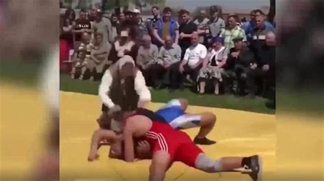 Mother Intervenes In Son’s Wrestling Match Slaps His Opponent Life