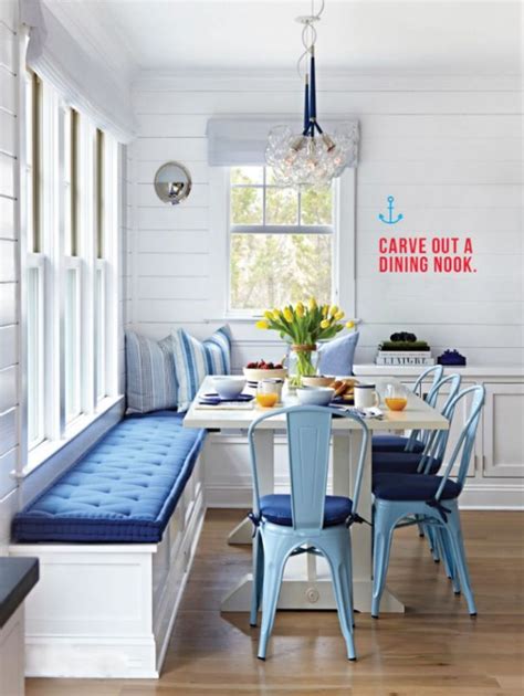 Friends and family will enjoy gathering around the charming farmhouse style dining table. 25+ Wonderful Beach Style Decorating Ideas for Your ...