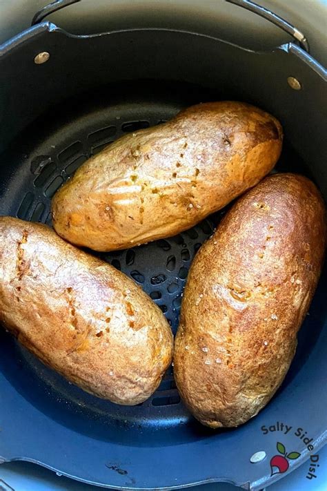Mar 11, 2021 · optional remove from the basket and cut along the top. Ninja Foodi Baked Potatoes in Air Fryer | Salty Side Dish