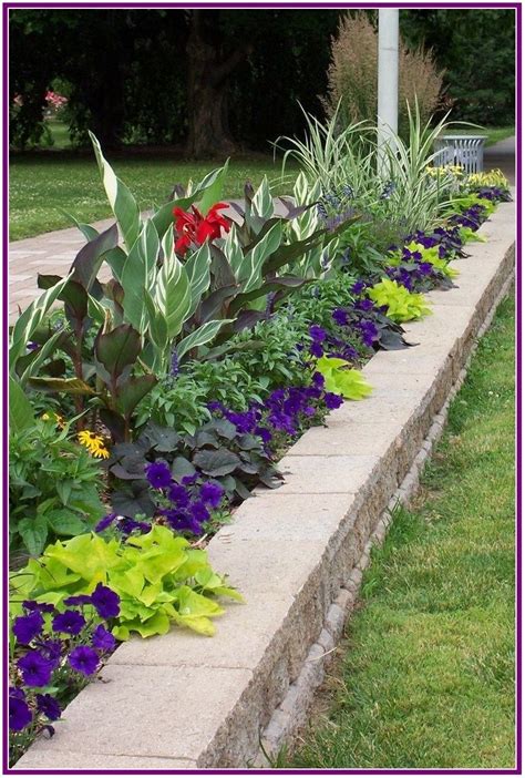 30 Front Yard Flower Bed Idea Decoomo